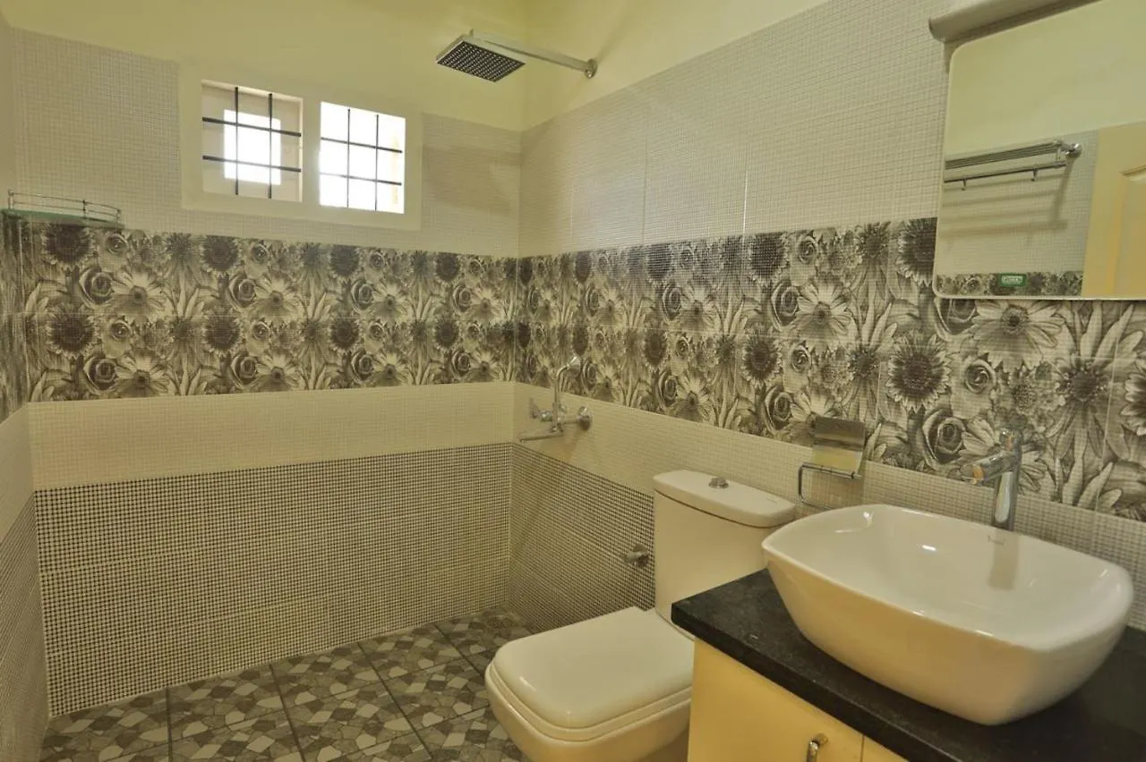 Warm Stay Retreat Kochi Hotel
